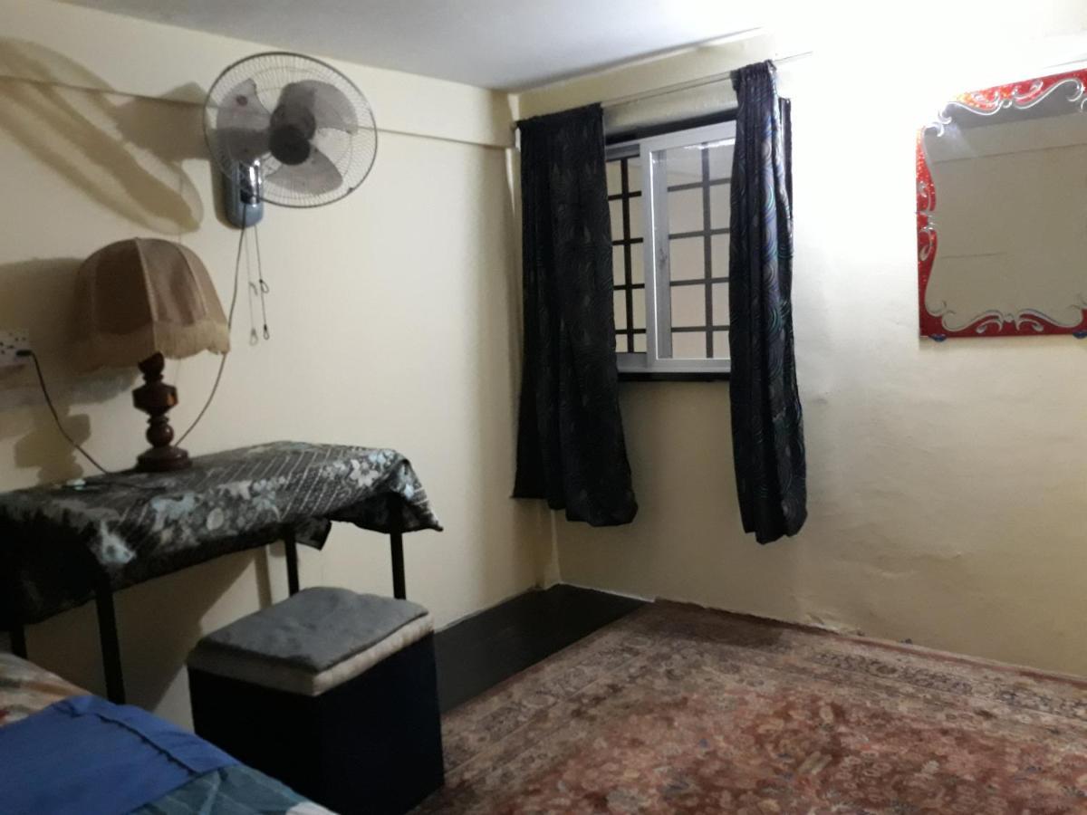 Vanny'S Peaceful Guesthouse Phnom Penh Exterior photo